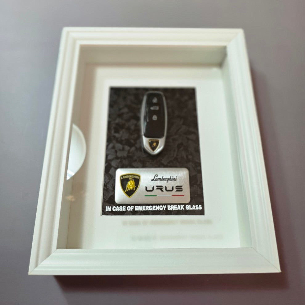 BREAK GLASS - Lamborghini Urus Key Frame | White Edition