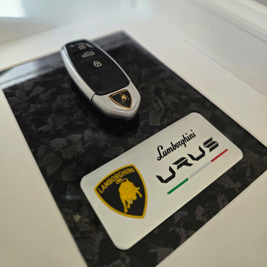 BREAK GLASS - Lamborghini Urus Key Frame | White Edition
