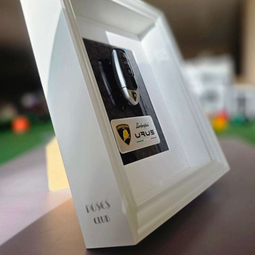 BREAK GLASS - Lamborghini Urus Key Frame | White Edition