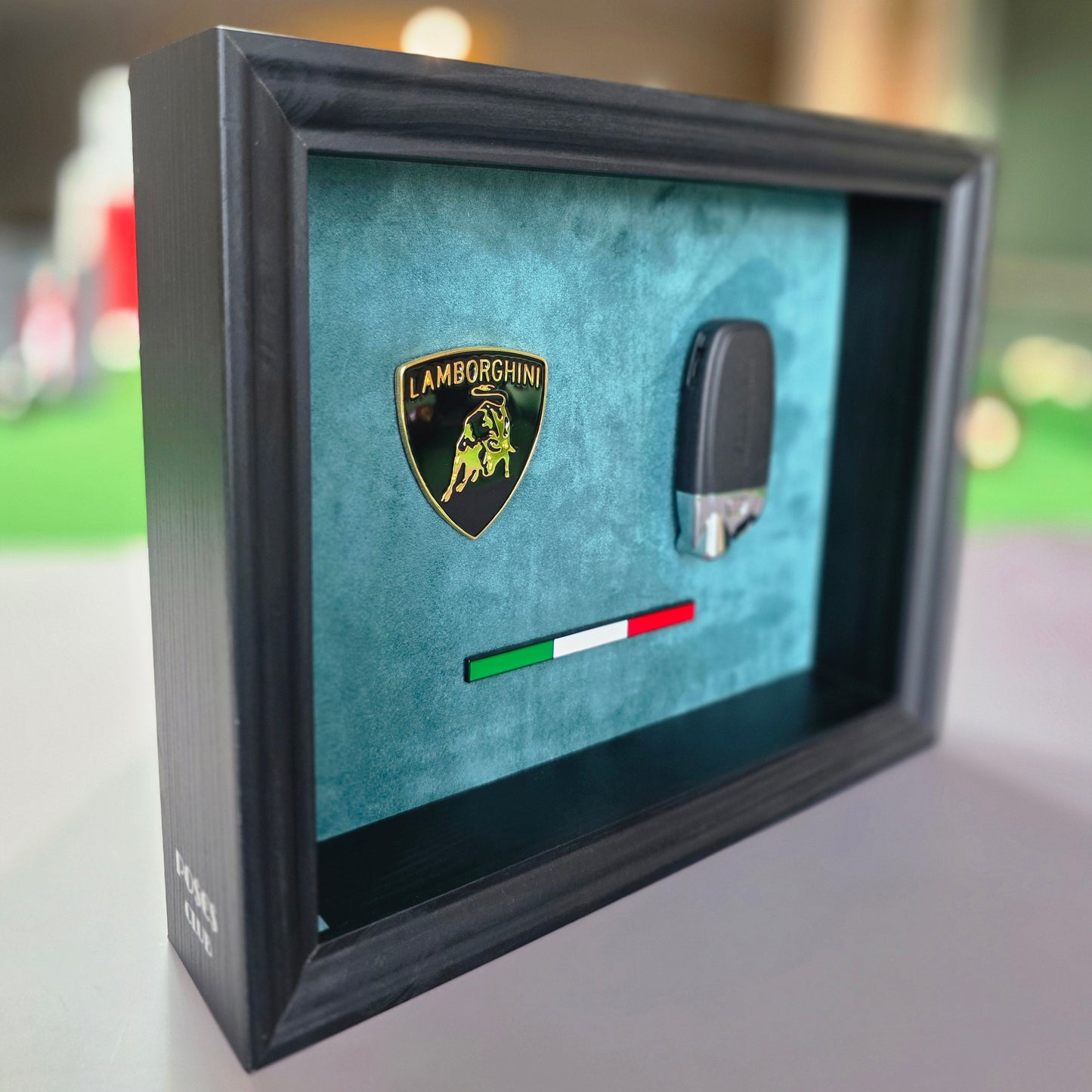 BREAK GLASS - Green Lamborghini Key Frame