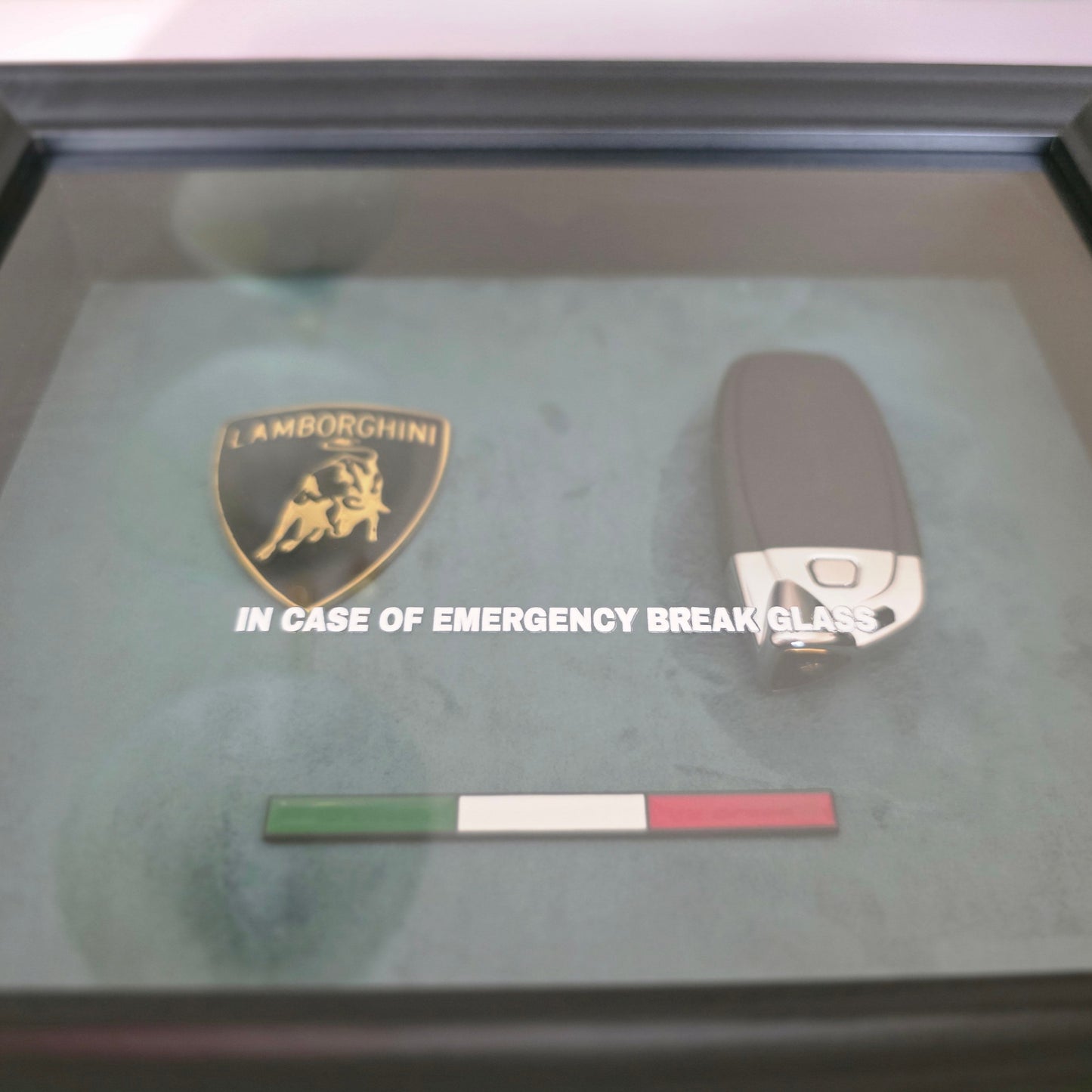 BREAK GLASS - Green Lamborghini Key Frame