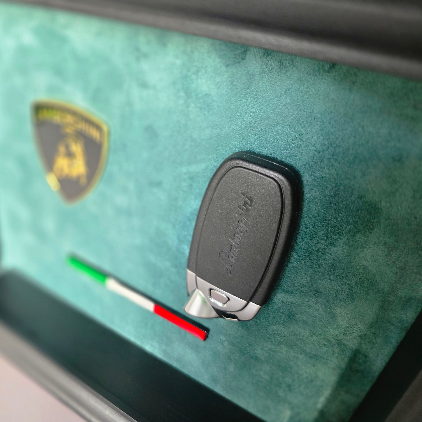 BREAK GLASS - Green Lamborghini Key Frame